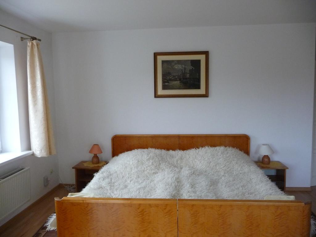 Palac Wojciechy Экстерьер фото